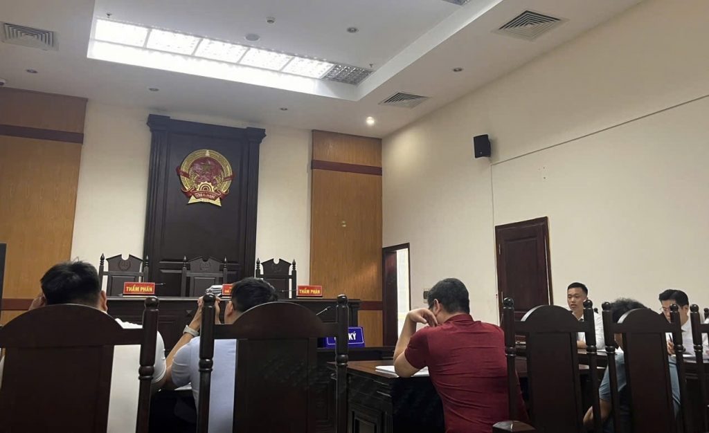 Luật sư công